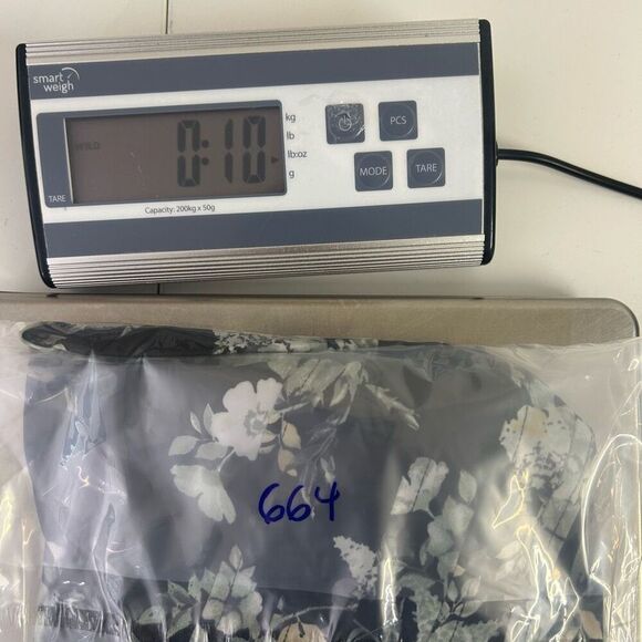 Cocomo Woman Black Floral Blouse 2X Button Front Ruffle Sleeve Lightweight Top - Picture 10 of 10